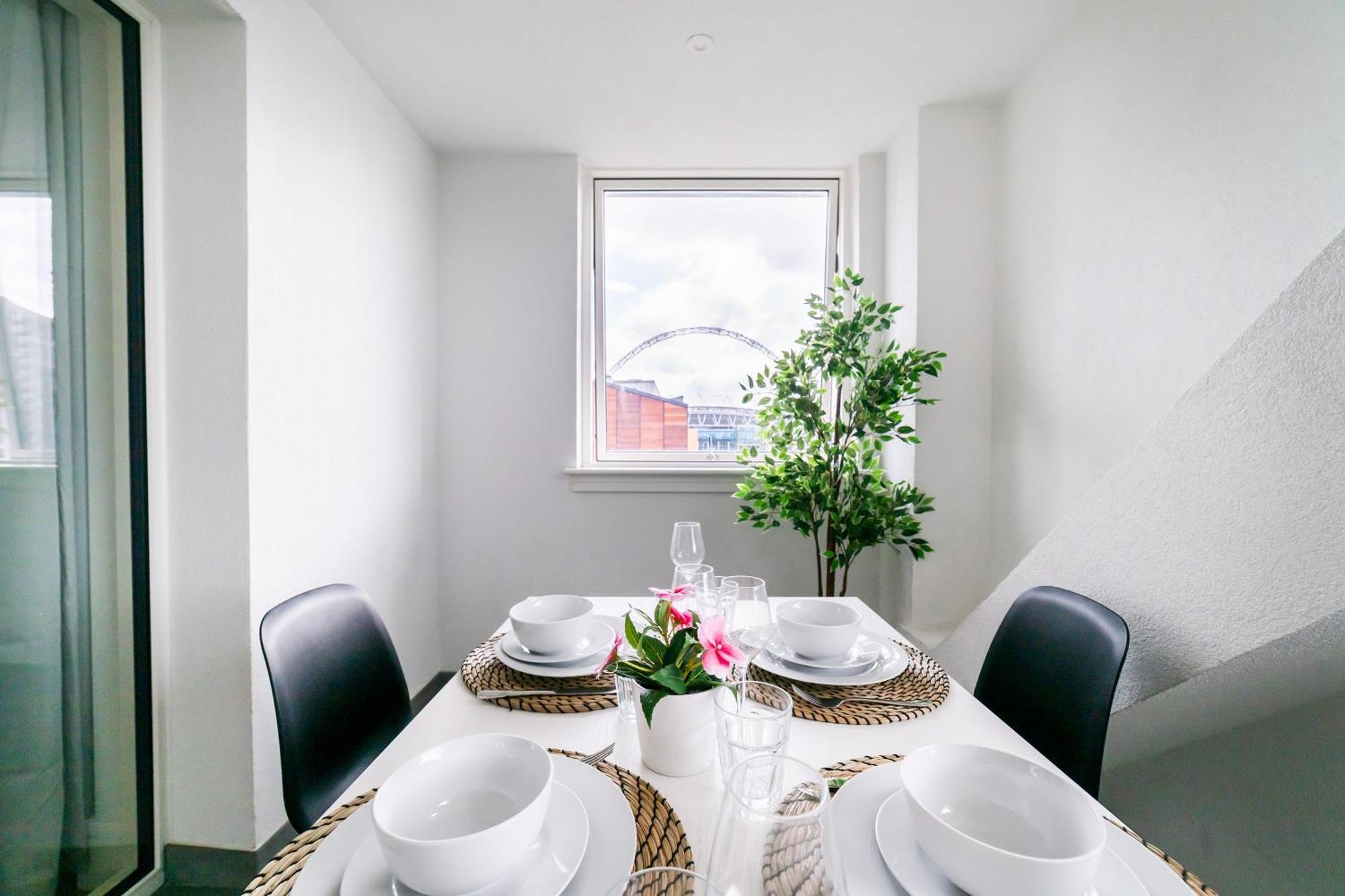 Stylish Retreats On Olympic Way Apartamento Londres Exterior foto